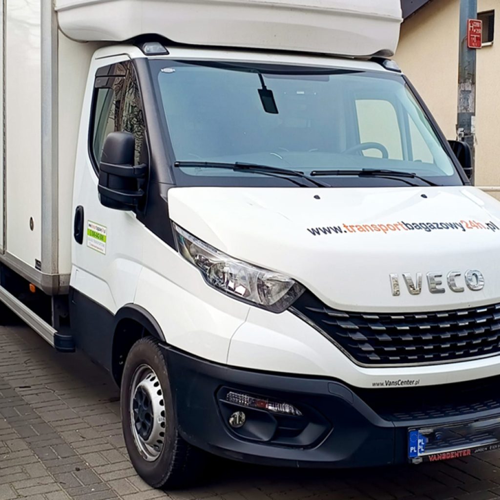 Meblowóz Iveco – transport bagażowy Warszawa
